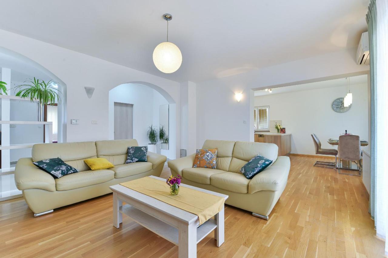 Villa Solis Zadarvillas Kültér fotó